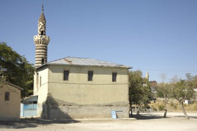 Harput Alacalı Mosque 9542.jpg