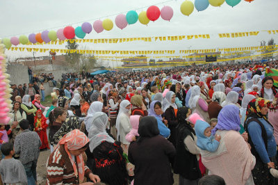 Kurdish Spring Festival mrt 2008 5443.jpg