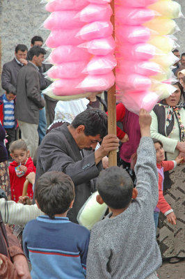 Kurdish Spring Festival mrt 2008 5446.jpg