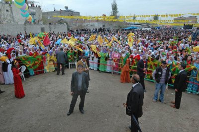 Kurdish Spring Festival mrt 2008 5482.jpg