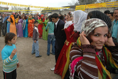 Kurdish Spring Festival mrt 2008 5549.jpg