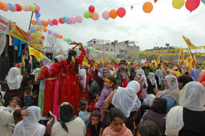 Kurdish Spring Festival mrt 2008 5580.jpg