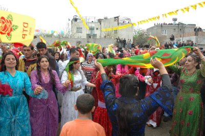 Kurdish Spring Festival mrt 2008 5589.jpg