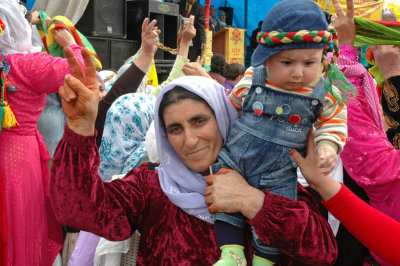 Kurdish Spring Festival mrt 2008 5599.jpg