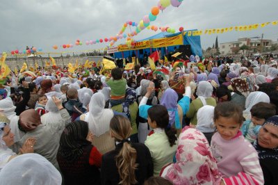 Kurdish Spring Festival mrt 2008 5643.jpg