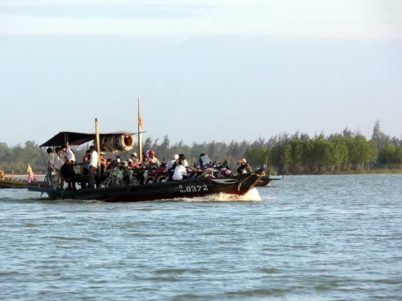  Ferry Boat