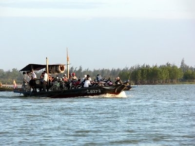  Ferry Boat
