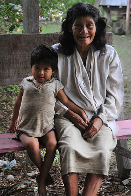 Yuqui woman and child - Bia Recuate, a Yuqui village on the Rio Chimore