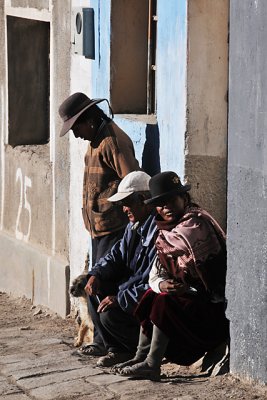 Soaking in some morning sun in Tahua