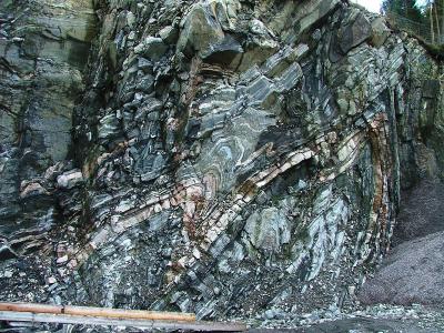 N=Nesse -Geology in Bergfjord
