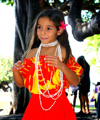 pretty little Hawaiian dancer