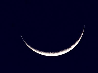 Setting New Moon 3_1_06 RAW-02.jpg