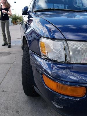 g3/28/597028/3/57929663.300ZXAccidentcorollabumper2lorez.jpg