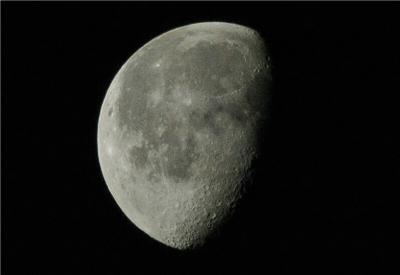 Moon View (12-21-05)
