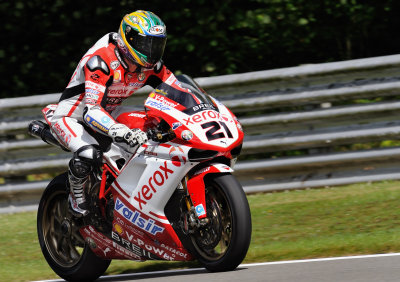 Troy Bayliss, Derek Minter Straight