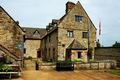 Sulgrave Manor - Ancestral home of the Washingtons in Britain