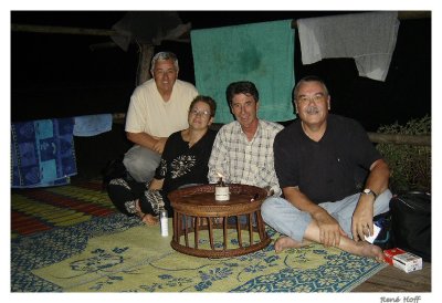 Avec Roger, Paul, Mouz chez les Akhas