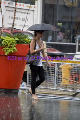 IMGP0608  YD Square Singing in the Rain.jpg