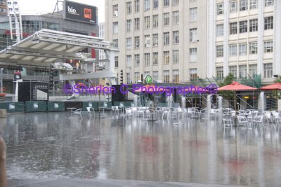 IMGP0644 YD Square Singing in the Rain.jpg