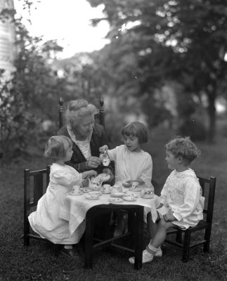Tea Party, 1920