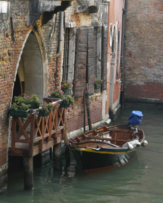 Venetian Car