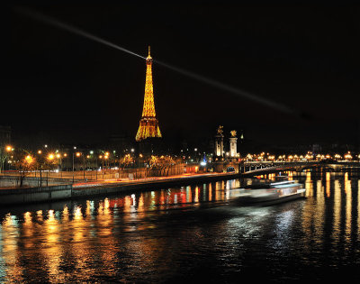 Eiffel Tower and the Seine river