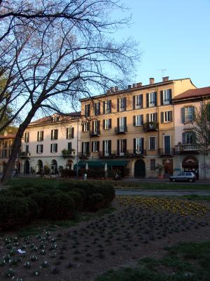piazza sant'eustorgio