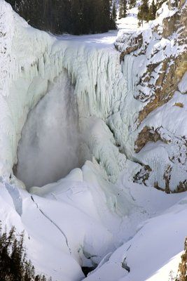 Lower Falls on Ice.jpg