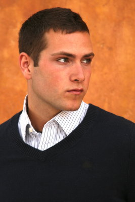 A MATT LOOK TO SIDE GD CLOSE IMG_0140.jpg