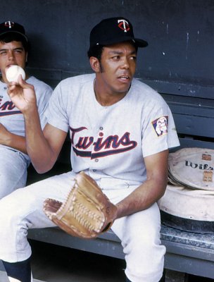 Tony Oliva with batboy in Twins dugout prior to the game.