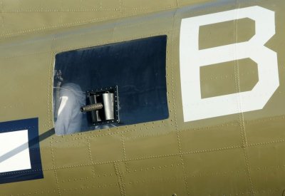 B-17 THUNDERBIRD