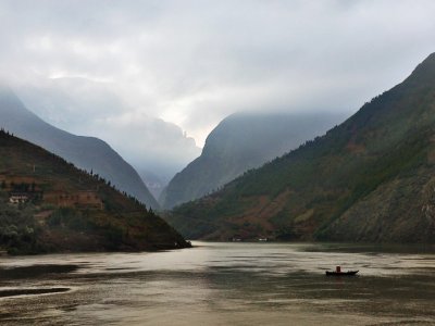 Entering the three gorges