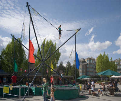 Kiss-the-Sky Bungy Trampolines