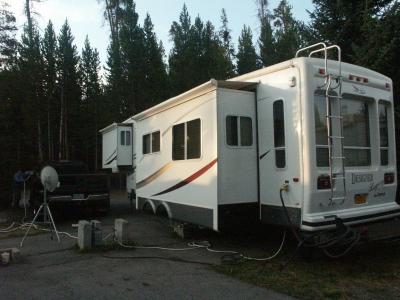 Nick and Tena's 5th wheel - now THIS is camping