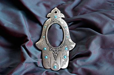 Hamsa - popular amulet for protection from the envious or evil eye