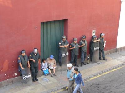 Riots when people tried to build illegal food stalls