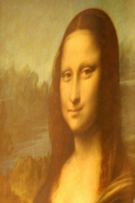 Leonarda da Vinci: Mona Lisa - the smile that follows you around, Louvre, Paris, France