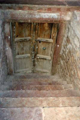 Hidden door to tunnel, Fatehpur Sikri, India