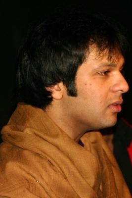 Amaan close up, The Sarod brothers concert, Purana Qila, Delhi