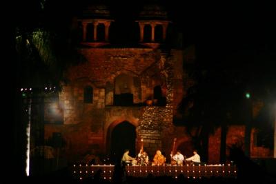 Pandit Jasraj takes stage, The Sarod brothers concert, Purana Qila, Delhi