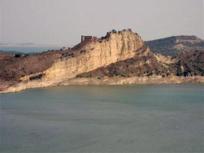 Fort near Bhathar