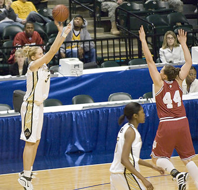 Big10 Tournament --- Indiana Game March 5th, 2006