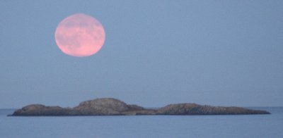 Nanaimo moon rise