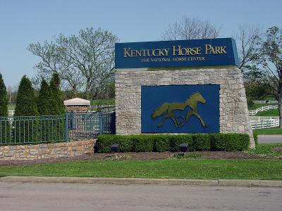 SCENIC KENTUCKY HORSE COUNTRY