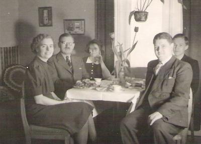 1939-Kerstin's fianc Hans visiting