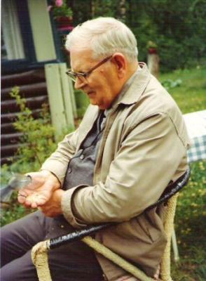 1974-Arvid at Lillstugan