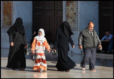 Family in Ummayad Mosque  - hard to see who is mother or sister....