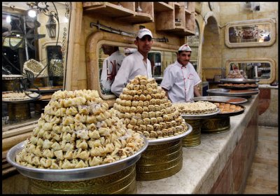 Selling sweets in Deir ez-Zor