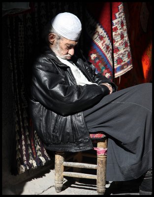 Sleeping man in old Damascus