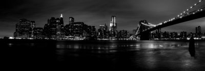 Manhattan by night-BW.jpg